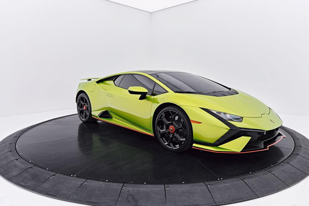 Used 2023 Lamborghini Huracan Tecnica RWD image 17