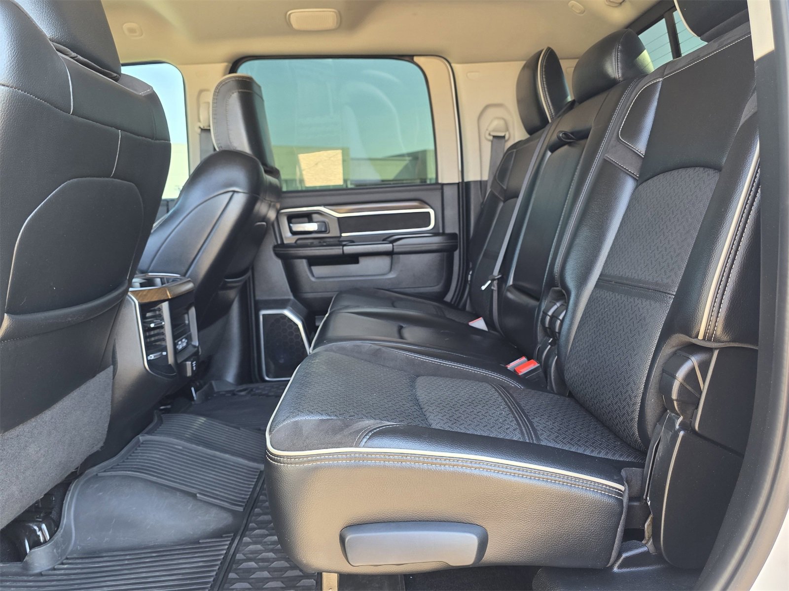 Used 2023 RAM 2500 Laramie image 19