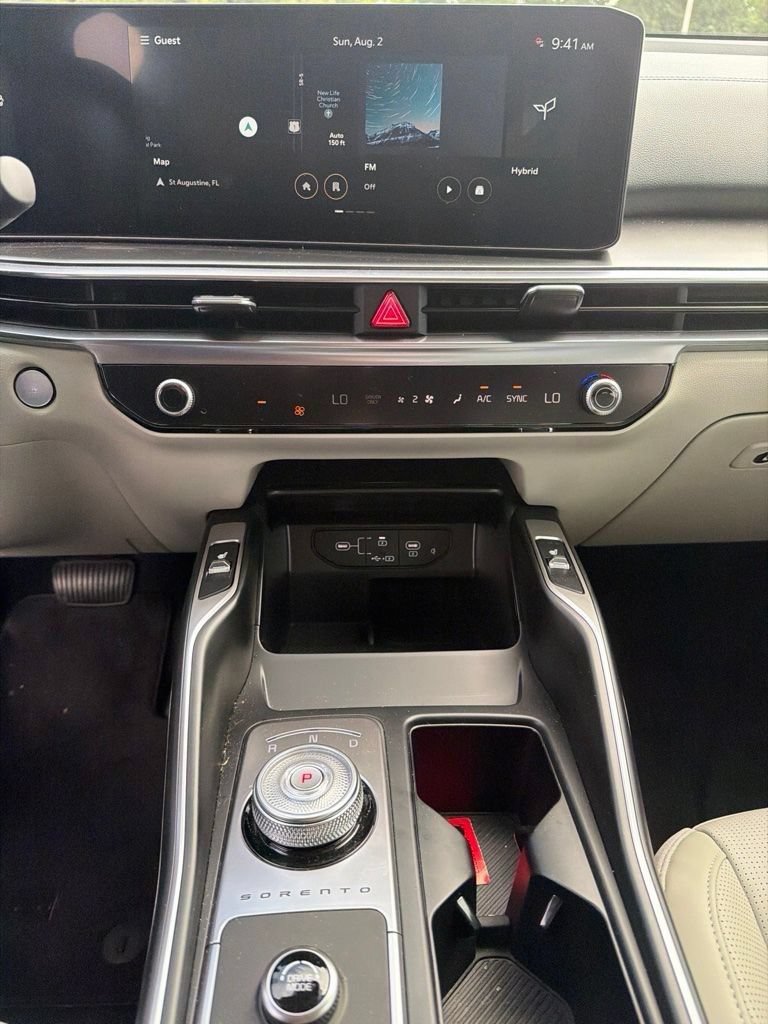 Certified 2025 Kia Sorento EX FWD image 14