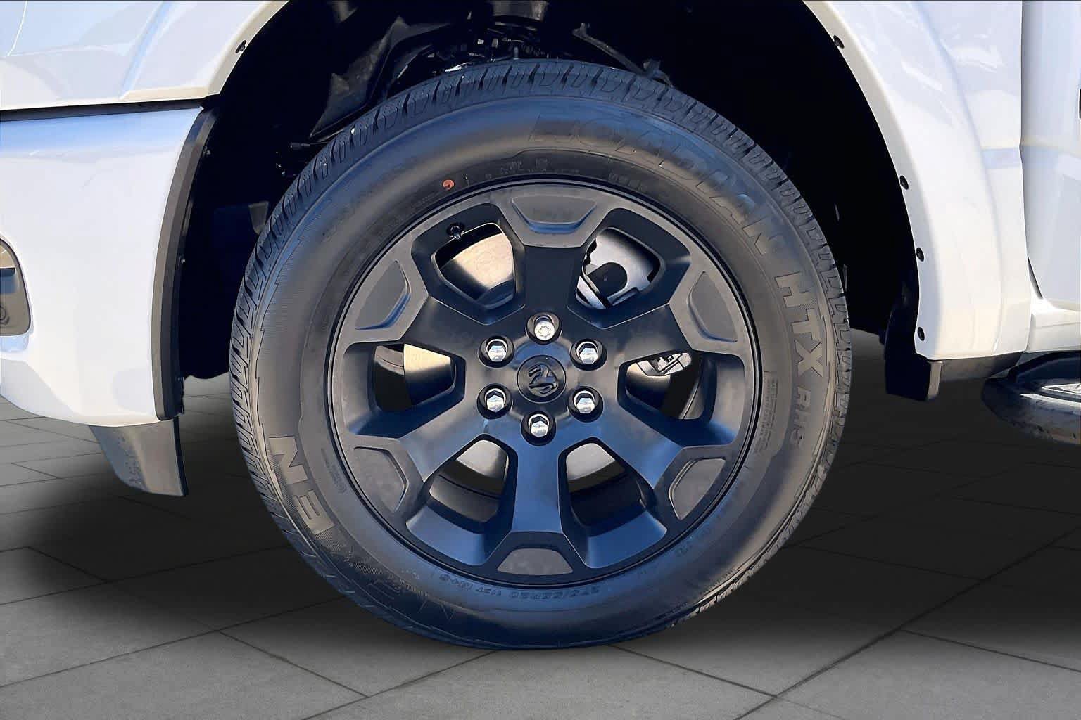 New 2027 RAM 1500 4x4 Crew Cab image 11