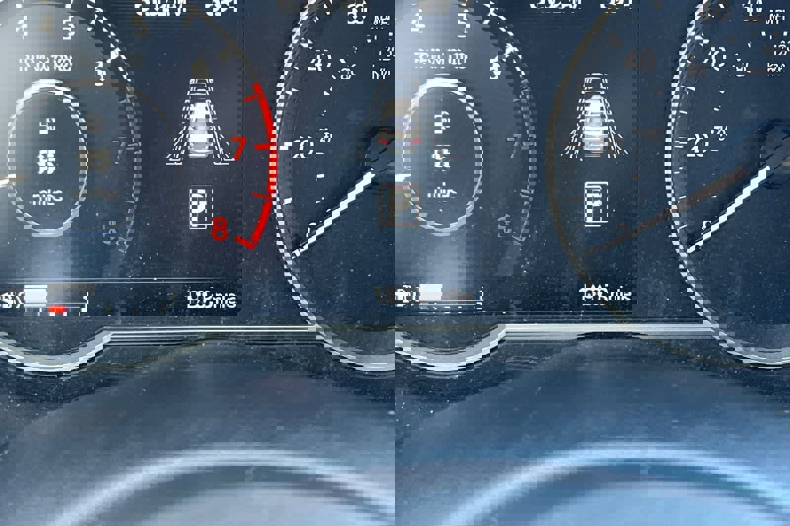 Used 2025 Nissan Versa SV w/ Trunk Package FWD image 26