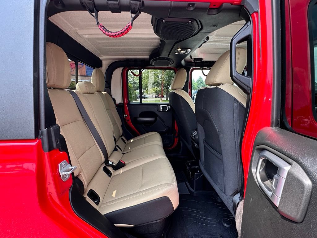 Used 2020 Jeep Gladiator Sport w/ Quick Order Package 24S AWD/4WD image 16