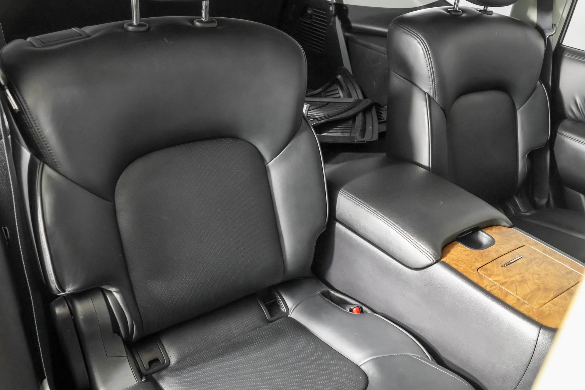 Used 2021 Nissan Armada SL w/ Captain's Chairs Package AWD/4WD image 45