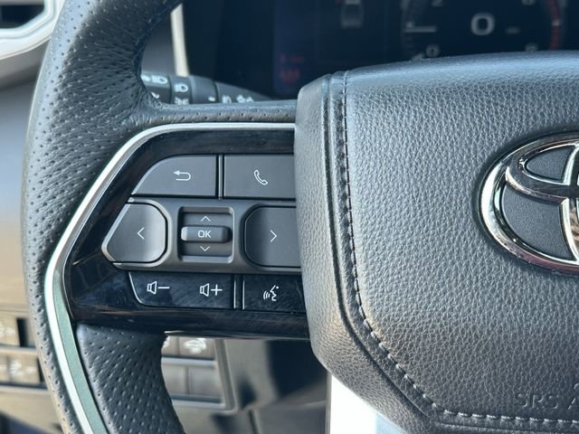 Used 2023 Toyota Tundra Platinum AWD/4WD image 13