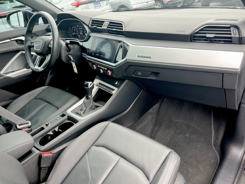 Used 2021 Audi Q3 2.0T Premium w/ 19" Wheel Package AWD/4WD image 22