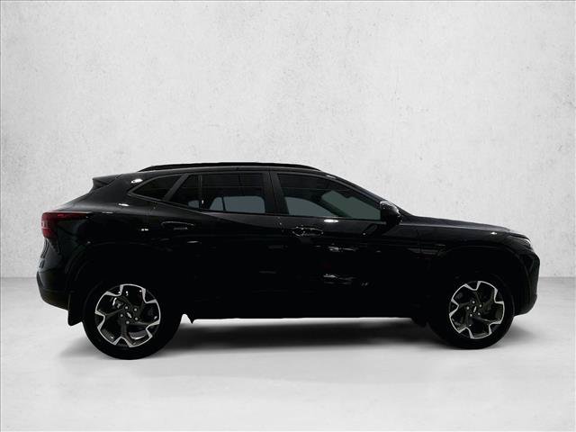 Used 2024 Chevrolet Trax LT w/ Driver Confidence Package FWD image 5