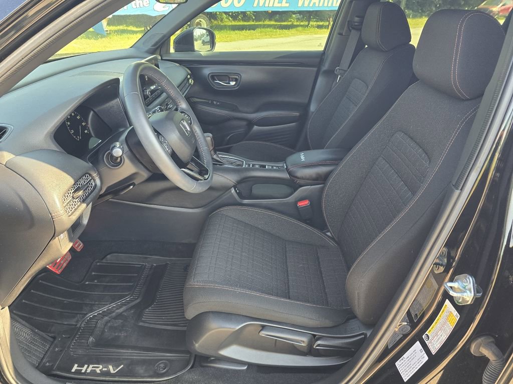 Used 2024 Honda HR-V Sport image 11