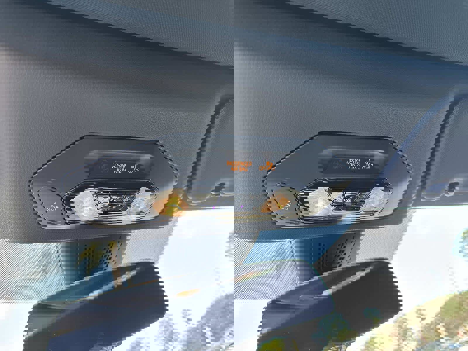 Used 2023 BMW M4 xDrive Competition w/ Executive Package image 32