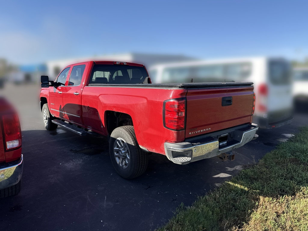 Used 2015 Chevrolet Silverado 3500 LTZ w/ LTZ Plus Package AWD/4WD image 3