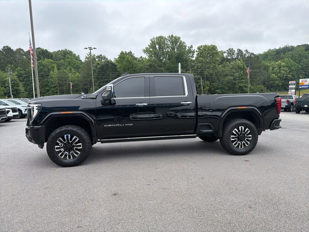 Used 2024 GMC Sierra 2500 Denali Ultimate w/ Max Trailering Package AWD/4WD image 13