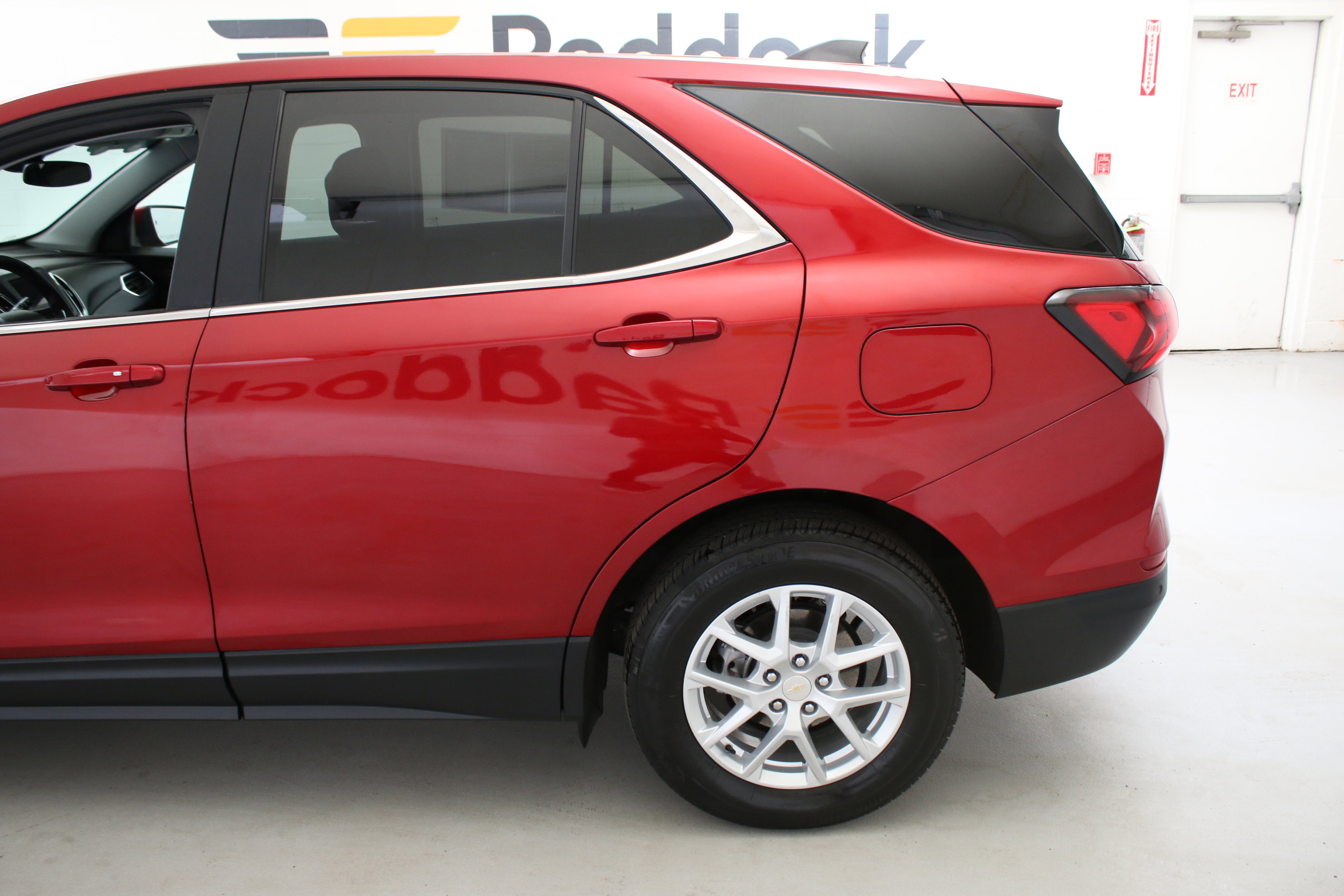 Used 2024 Chevrolet Equinox LT w/ LPO, Floor Liner Package AWD/4WD image 5
