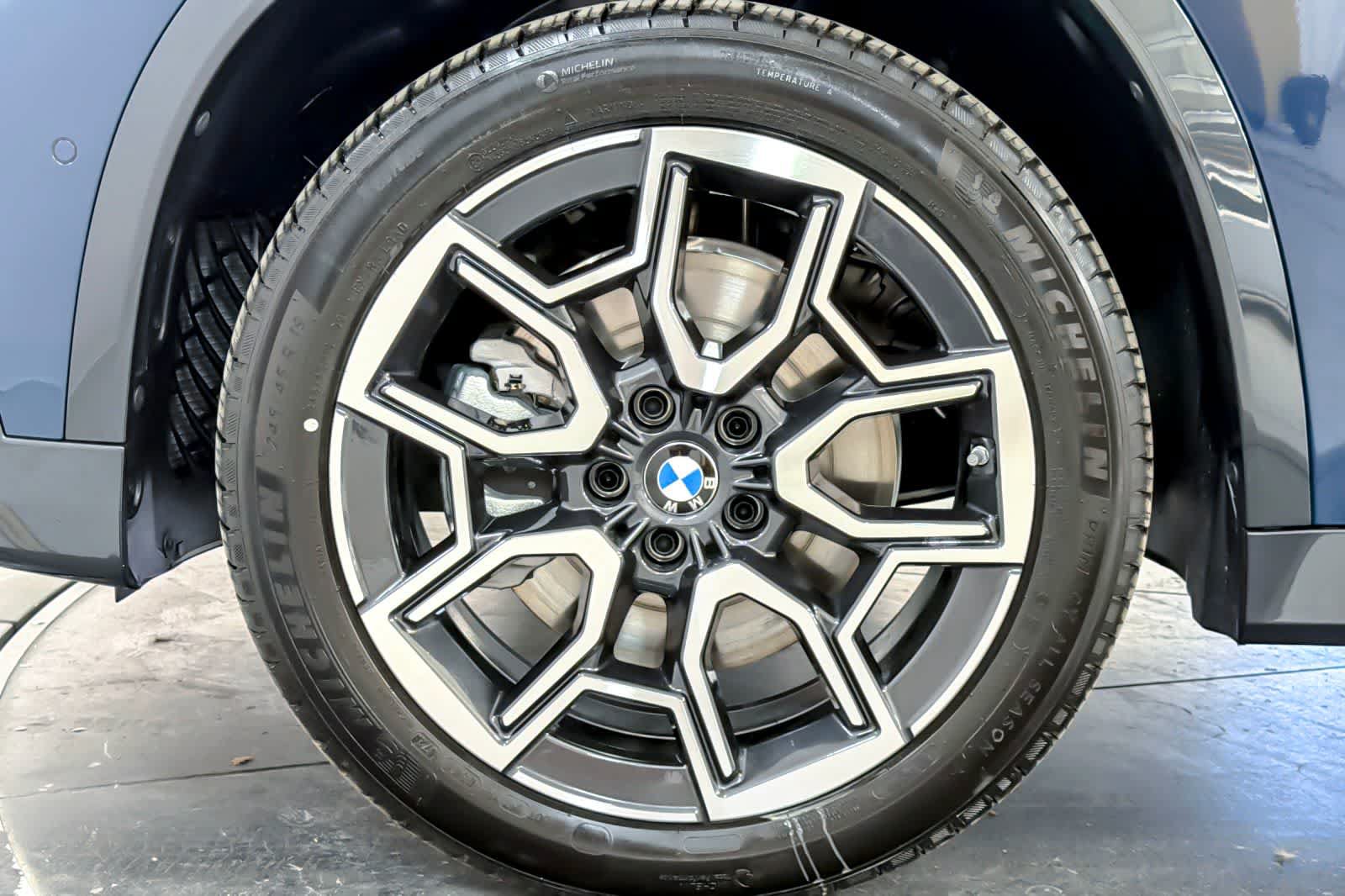 New 2026 BMW X1 xDrive28i w/ Technology Package AWD/4WD image 25