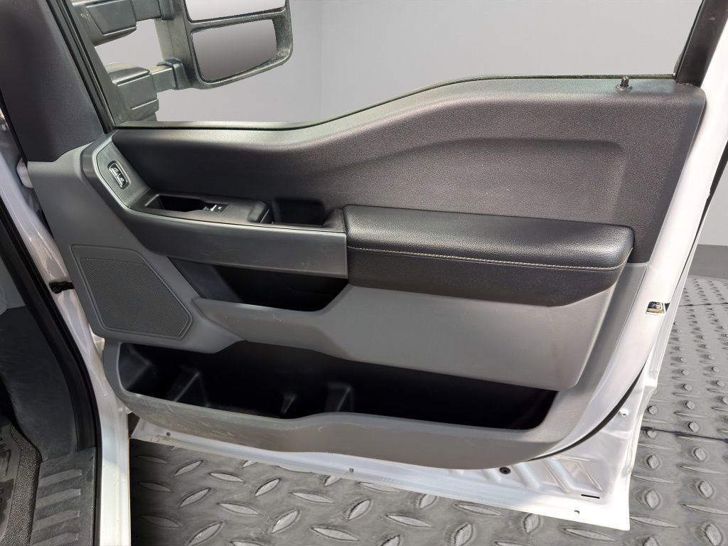 Used 2023 Ford F350 XLT w/ 360-Degree Camera Package image 20