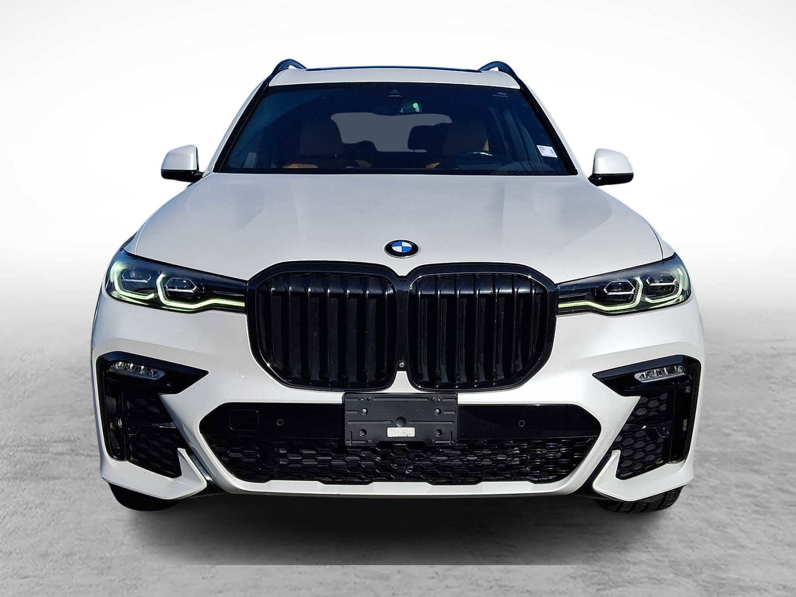Used 2021 BMW X7 xDrive40i w/ M Sport Package AWD/4WD image 2