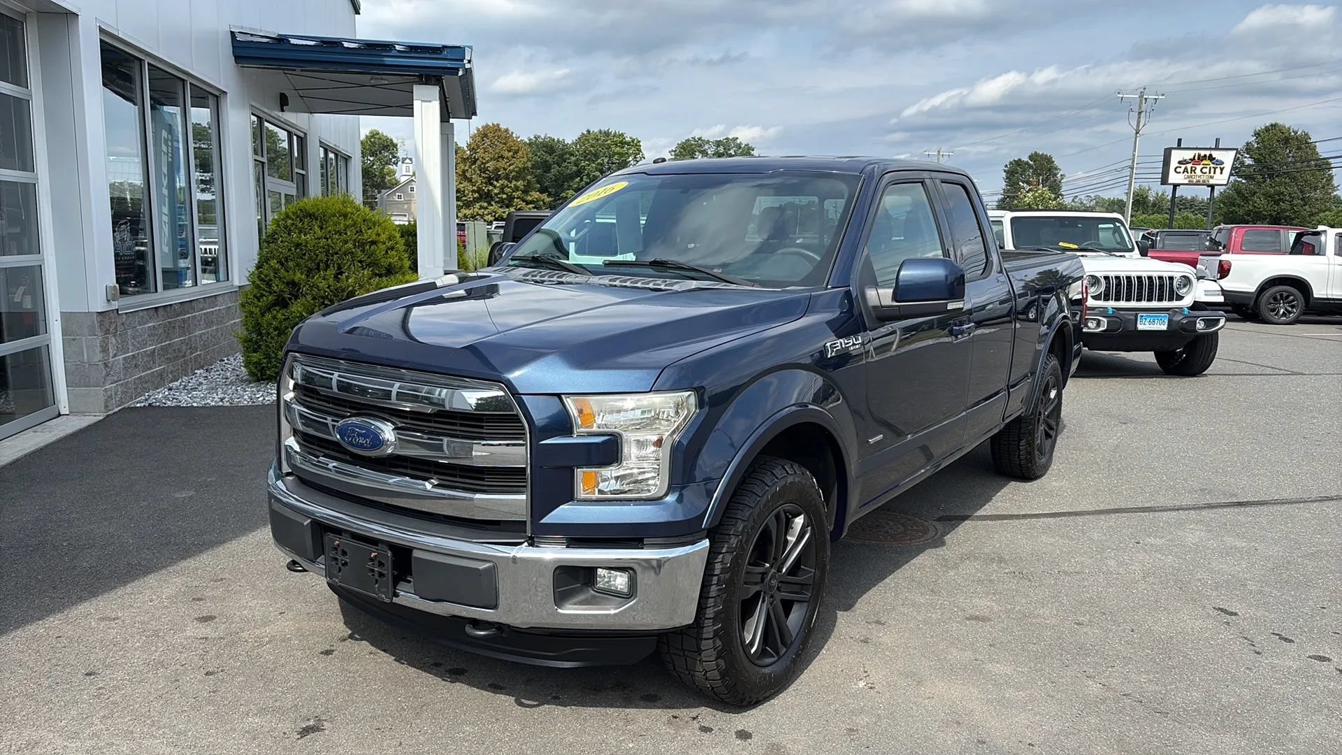 Used 2016 Ford F150 Lariat w/ Equipment Group 501A Mid AWD/4WD image 19