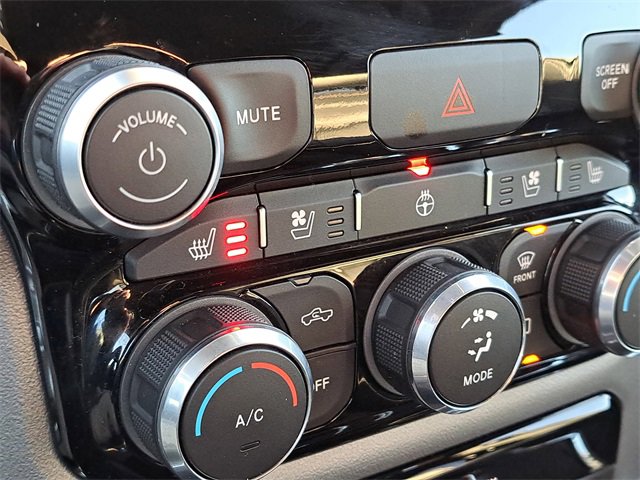 Used 2024 RAM 1500 Laramie image 23