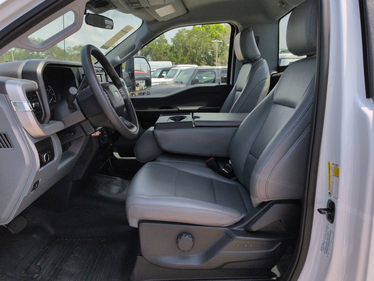 Used 2024 Ford F350 XL w/ 360-Degree Camera Package AWD/4WD image 16