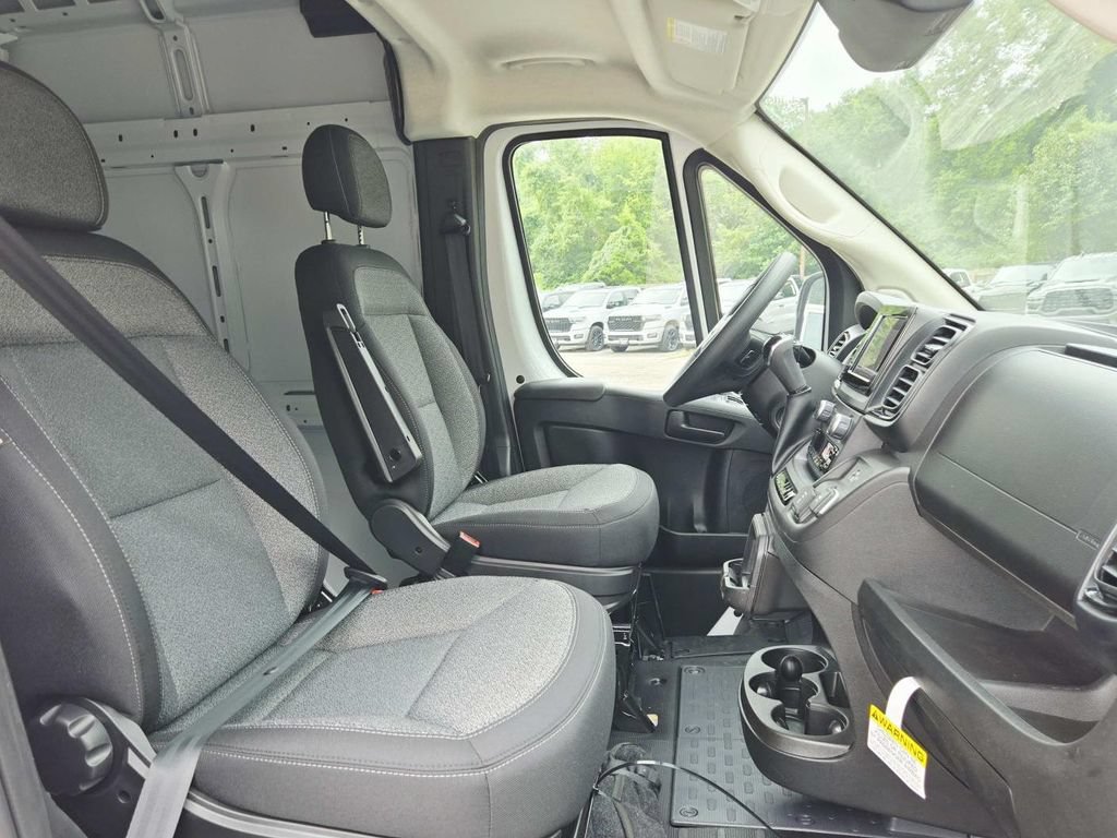 New 2026 RAM ProMaster 3500 w/ Convenience Group FWD image 18