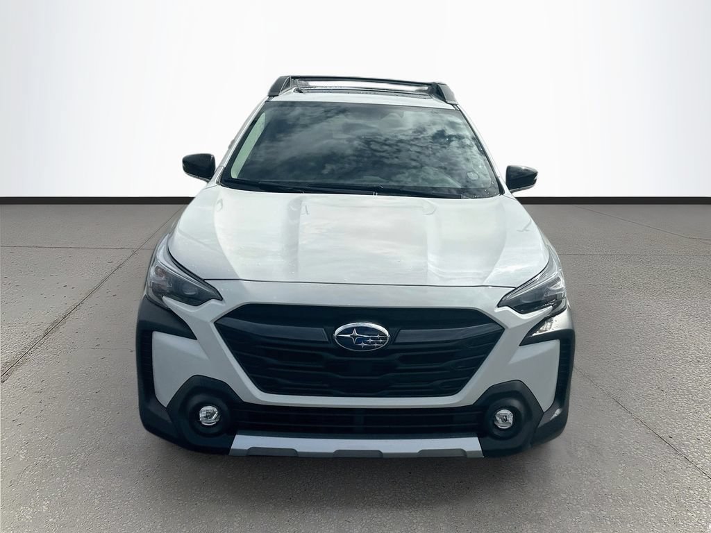 Certified 2025 Subaru Outback Limited AWD/4WD image 2