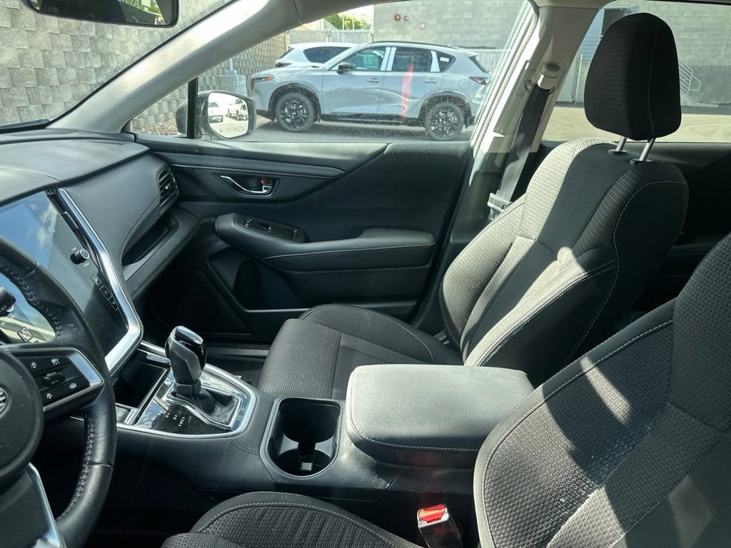 Used 2023 Subaru Outback Premium AWD/4WD image 8