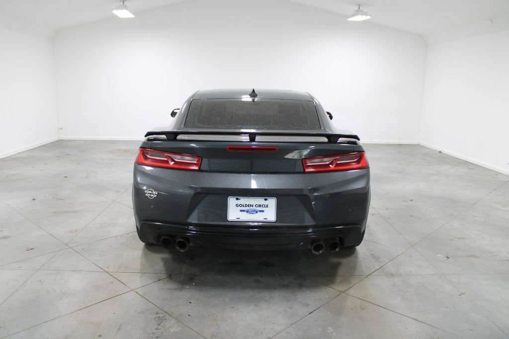 Used 2016 Chevrolet Camaro SS image 8