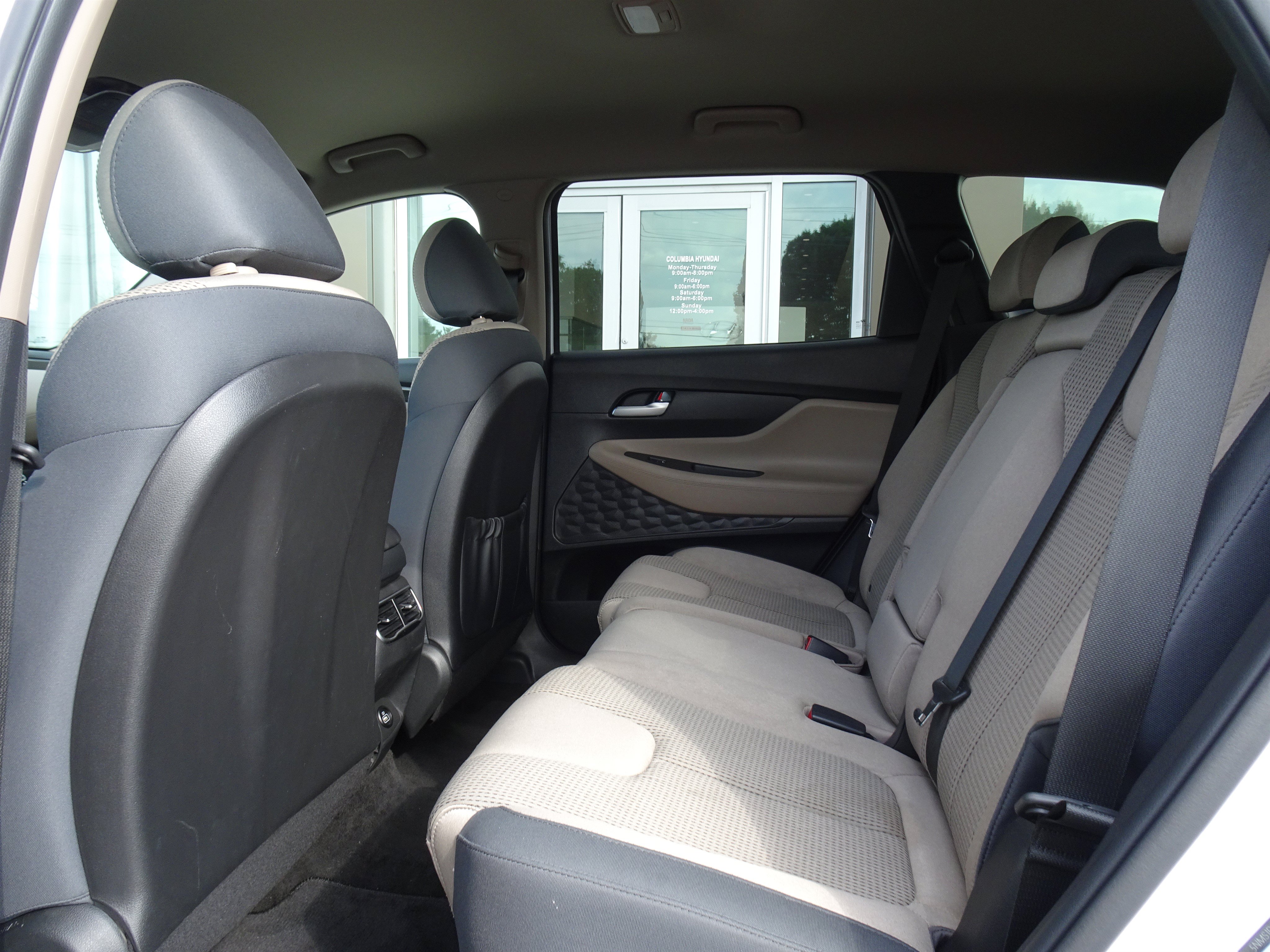 Used 2023 Hyundai Santa Fe SE w/ Cargo Package AWD/4WD image 14
