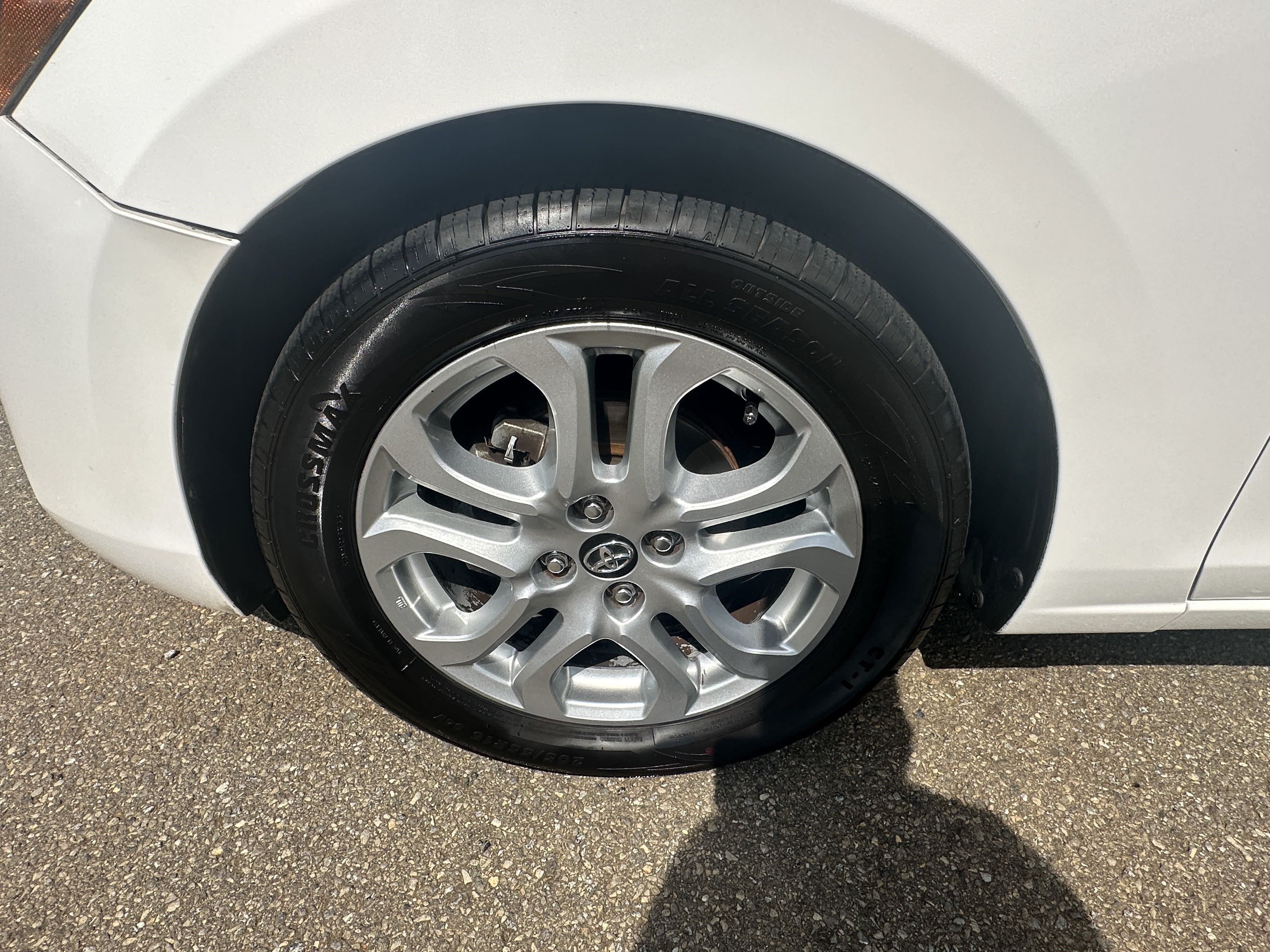 Used 2018 Toyota Yaris iA FWD image 11