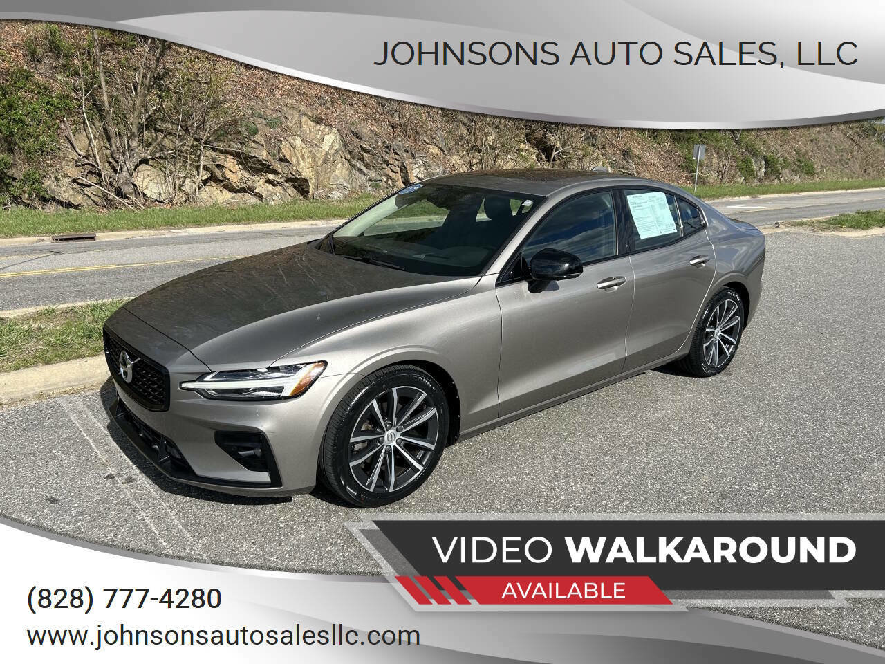 Used 2021 Volvo S60 T5 Momentum AWD/4WD image 1
