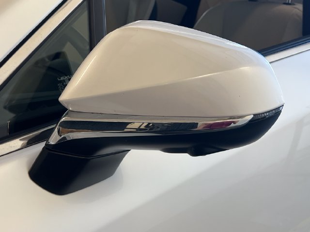 Used 2024 Lexus RX 350 Premium w/ Accessory Package (Z1) FWD image 13
