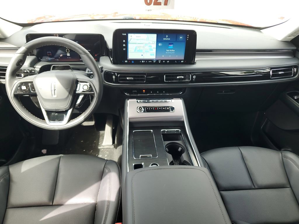 New 2025 Lincoln Aviator 2WD w/ Jet Appearance Package image 16