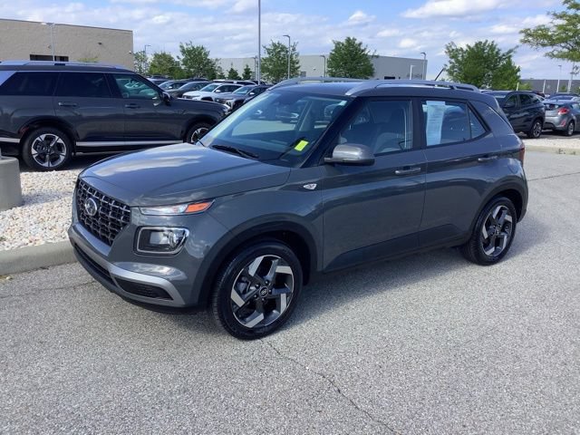 Certified 2026 Hyundai Venue SEL FWD image 33