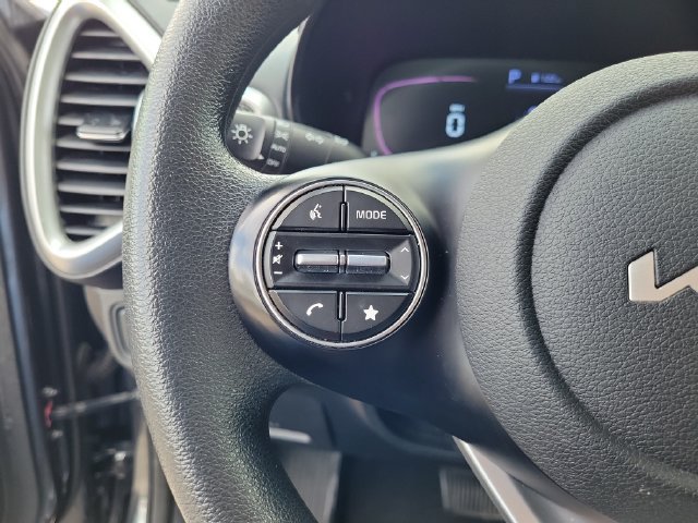 Used 2024 Kia Soul LX w/ Option Group 015 FWD image 23