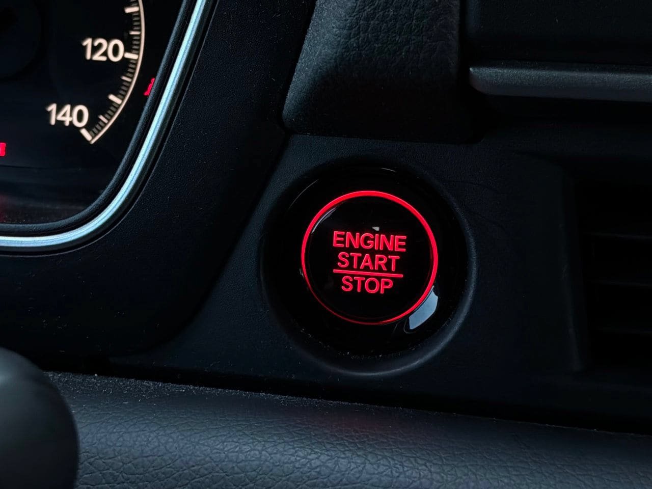 Used 2024 Honda Pilot EX-L image 31