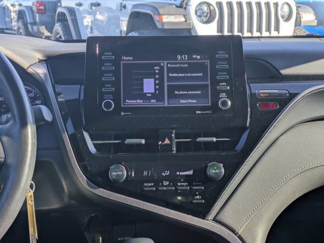 Used 2021 Toyota Camry SE image 15