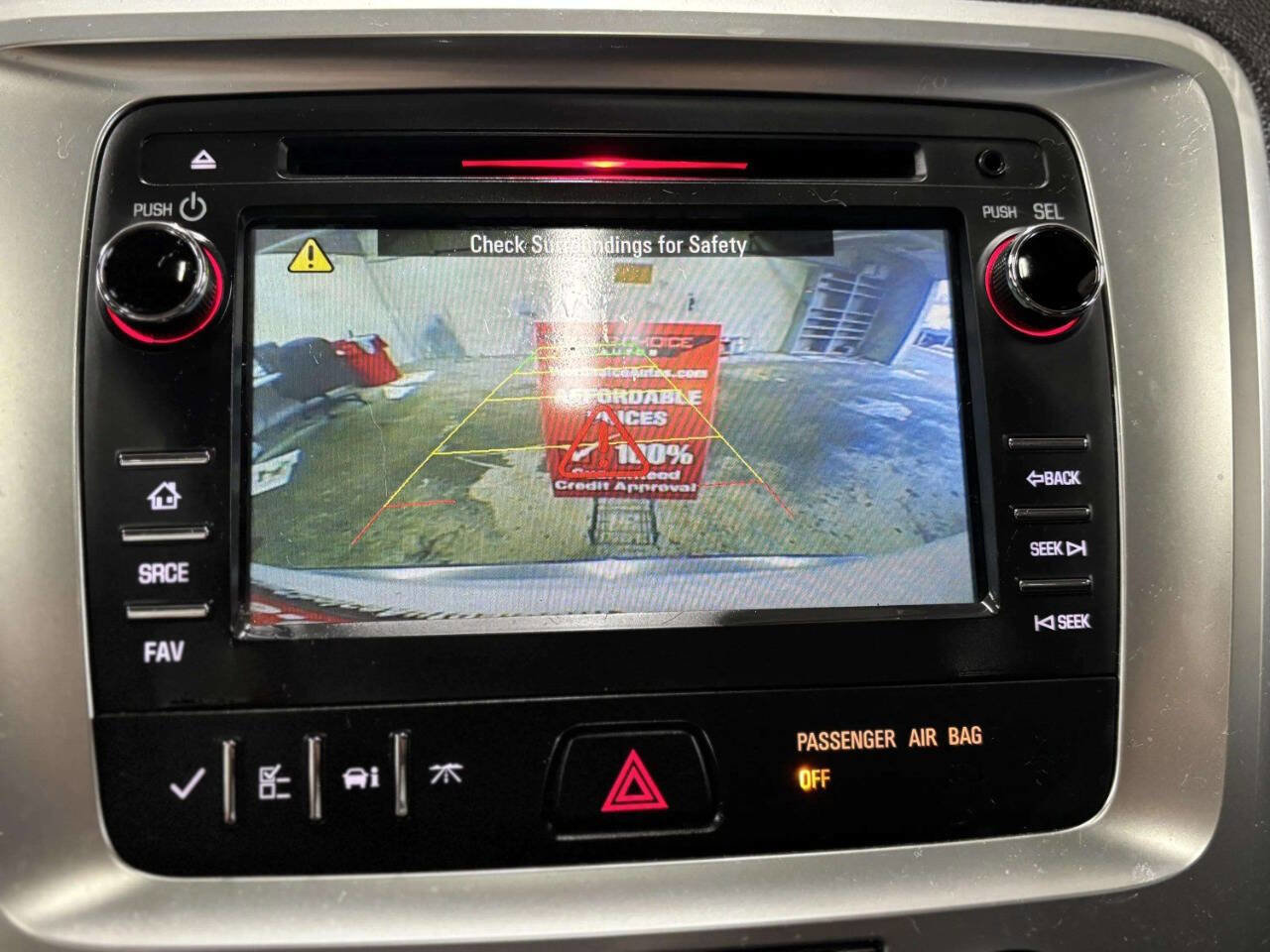 Used 2016 GMC Acadia SLE FWD image 27