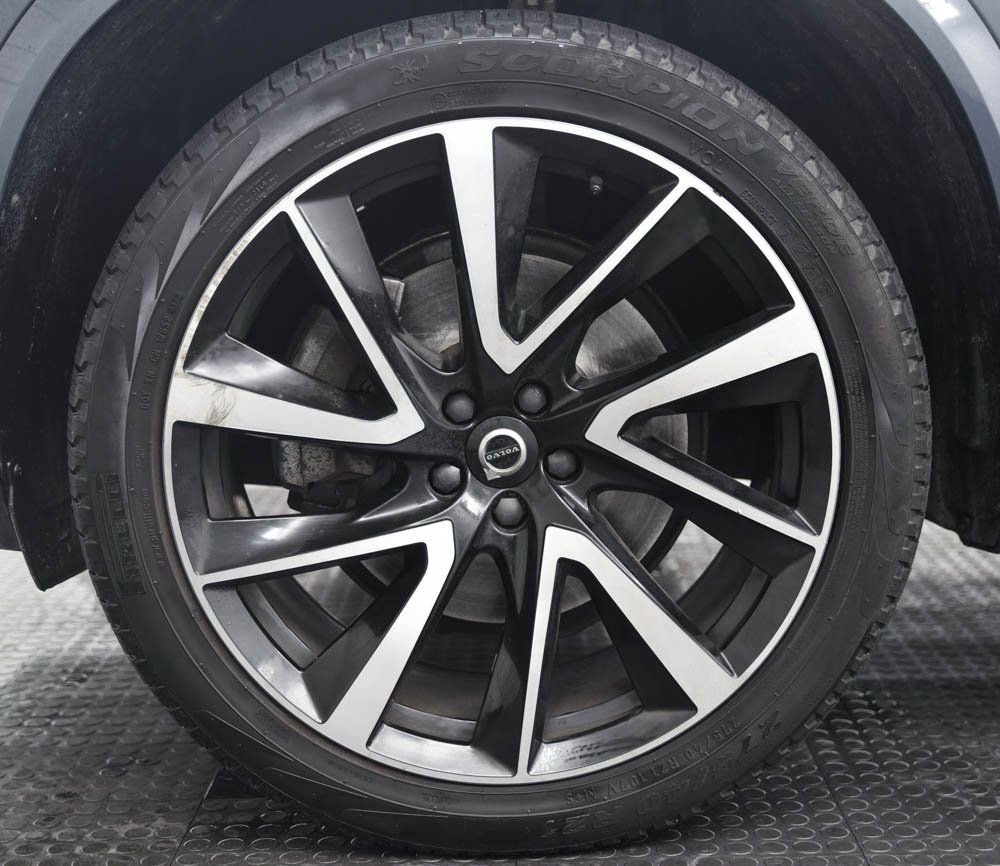 Used 2022 Volvo XC90 T6 Momentum w/ Advanced Package image 7