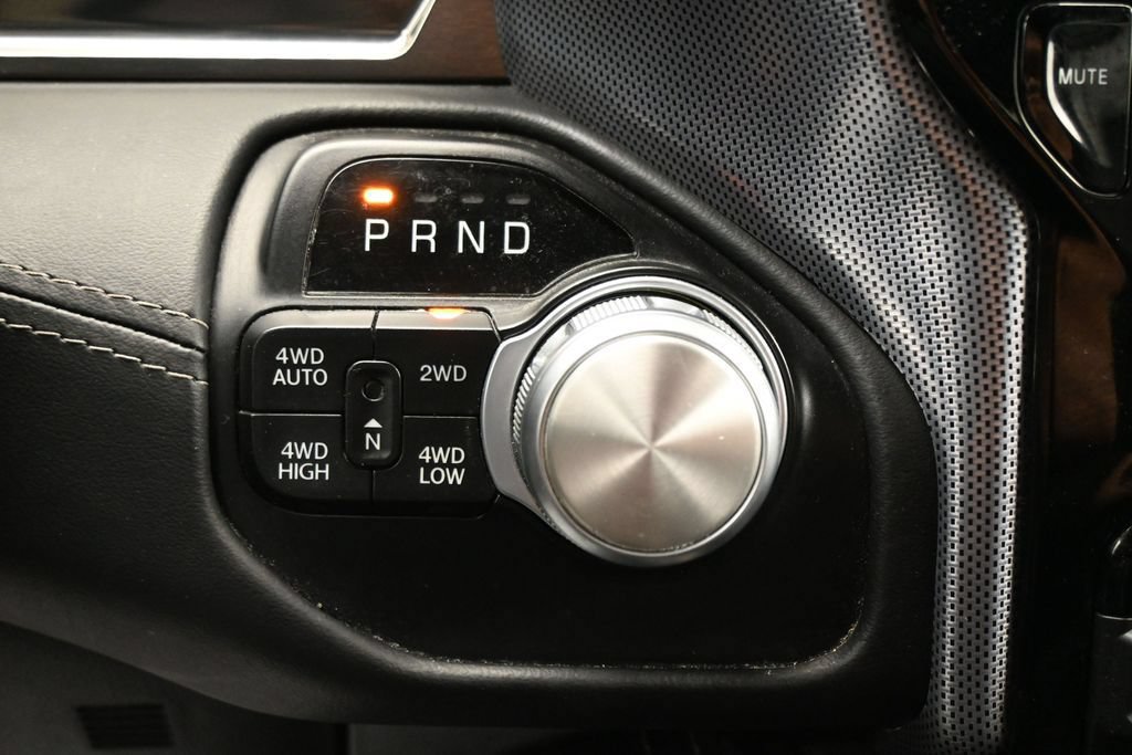 Used 2020 RAM 1500 Limited AWD/4WD image 19