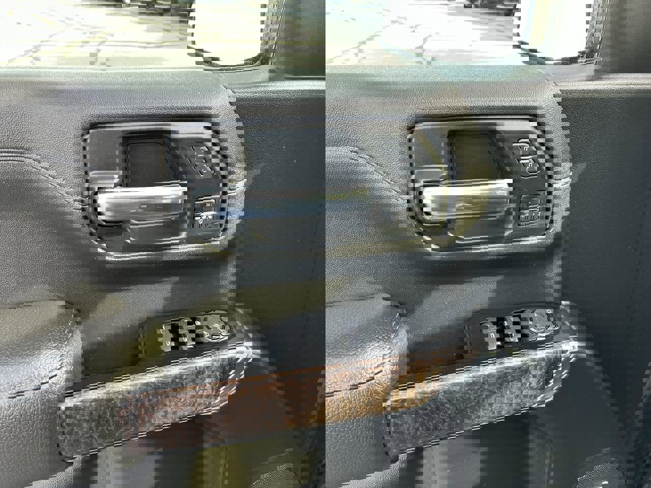 Used 2019 GMC Sierra 1500 Denali image 21