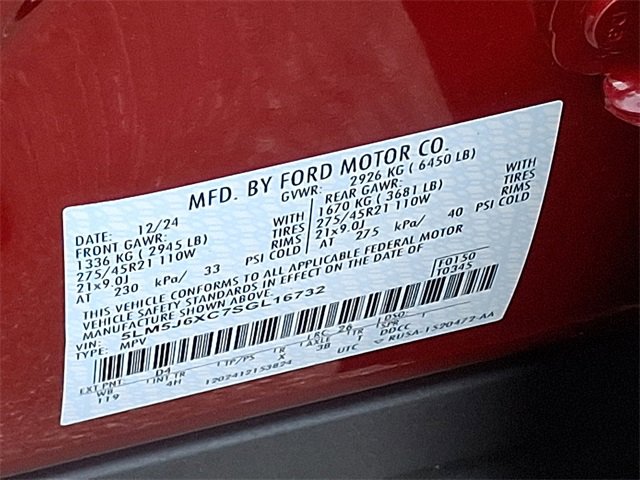 New 2025 Lincoln Aviator AWD w/ Jet Appearance Package image 9