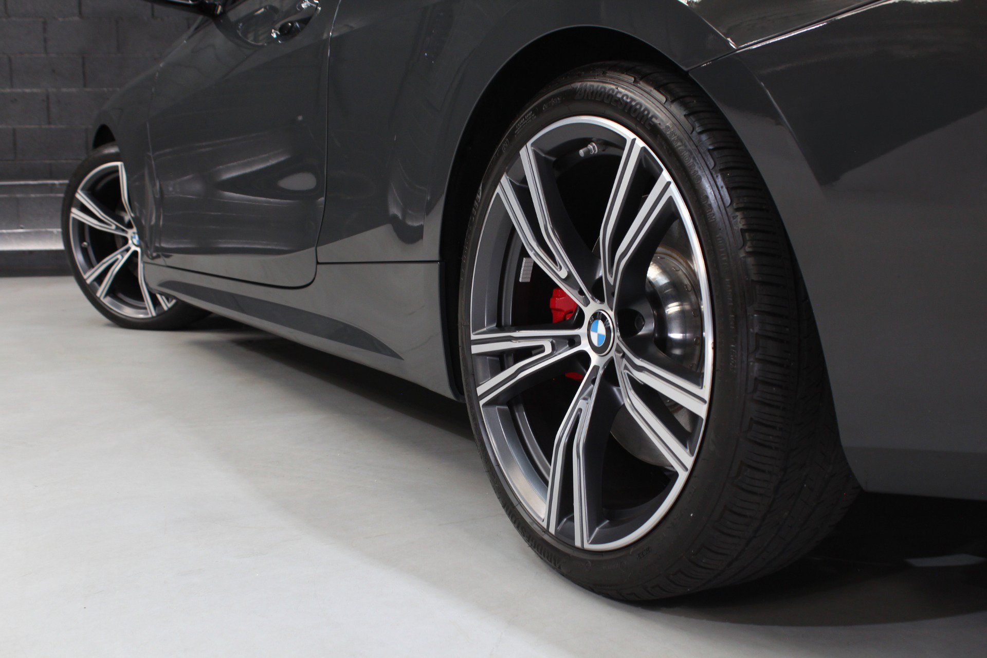 Used 2024 BMW M440i Convertible w/ Premium Package RWD image 29