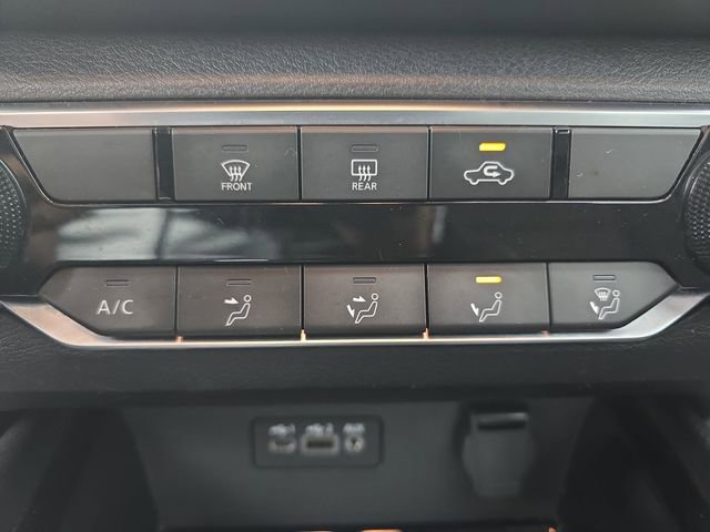 Used 2024 Nissan Altima 2.5 SV image 38