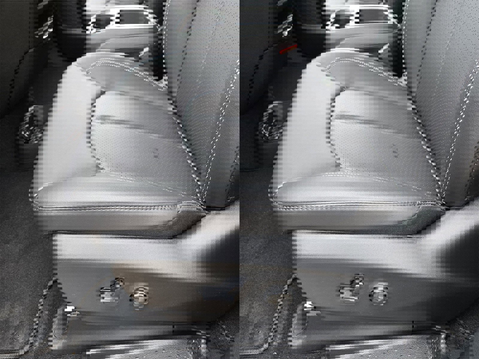 New 2026 Chrysler Pacifica Select image 23