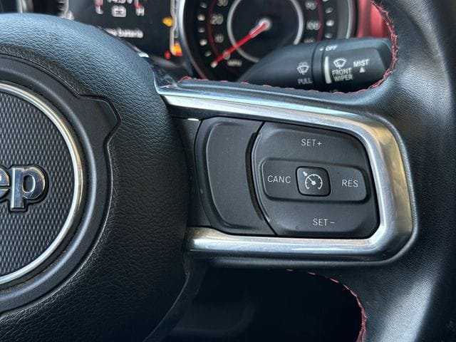 Used 2022 Jeep Gladiator Rubicon AWD/4WD image 13