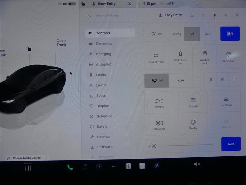 Used 2024 Tesla Model 3 image 12