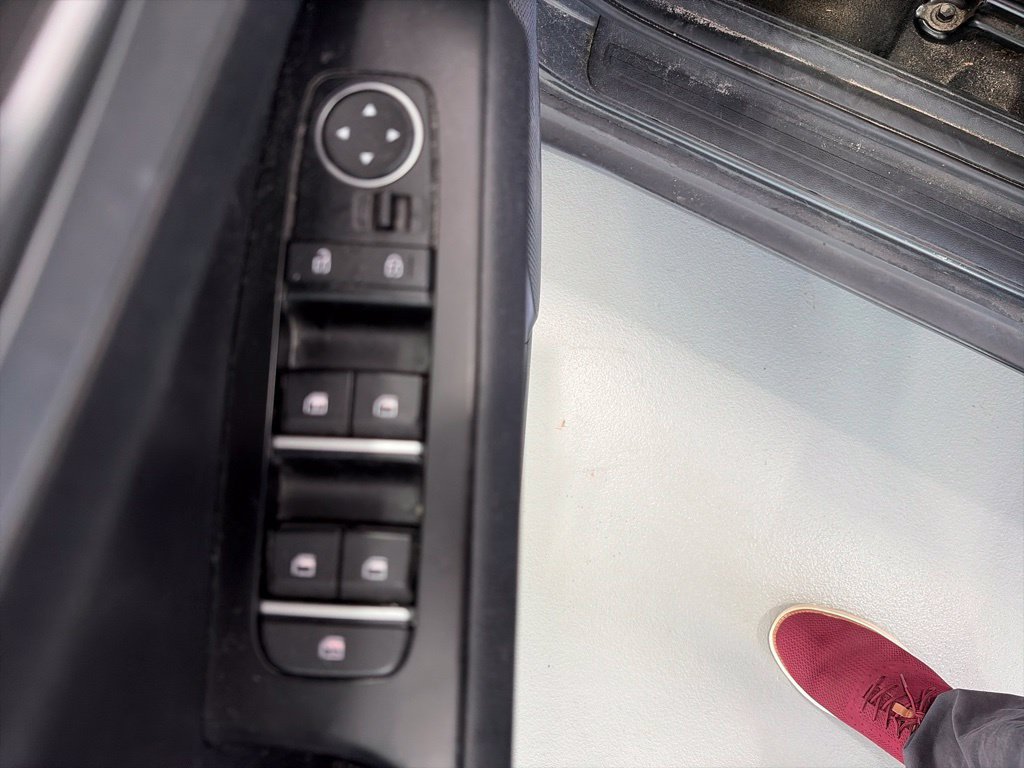Used 2020 Kia Soul LX FWD image 18