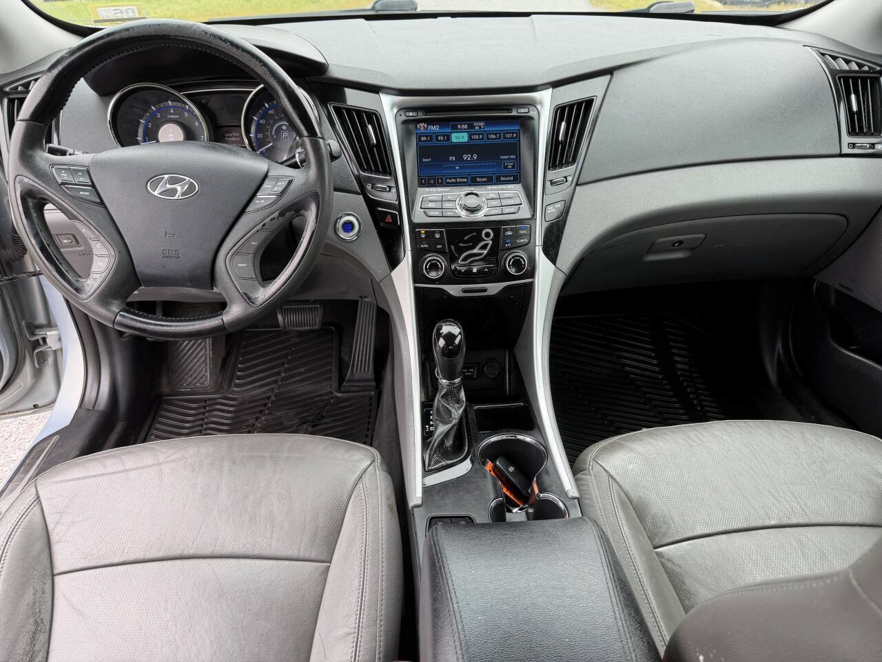 Used 2013 Hyundai Sonata Limited w/ Premium Pkg FWD image 11