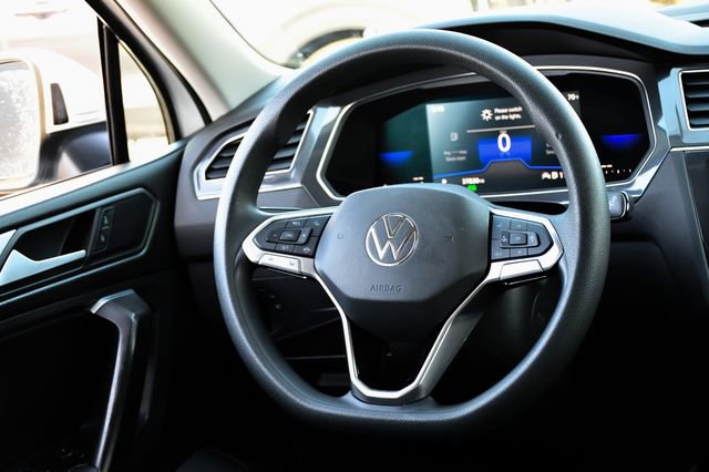 Used 2022 Volkswagen Tiguan S FWD image 18