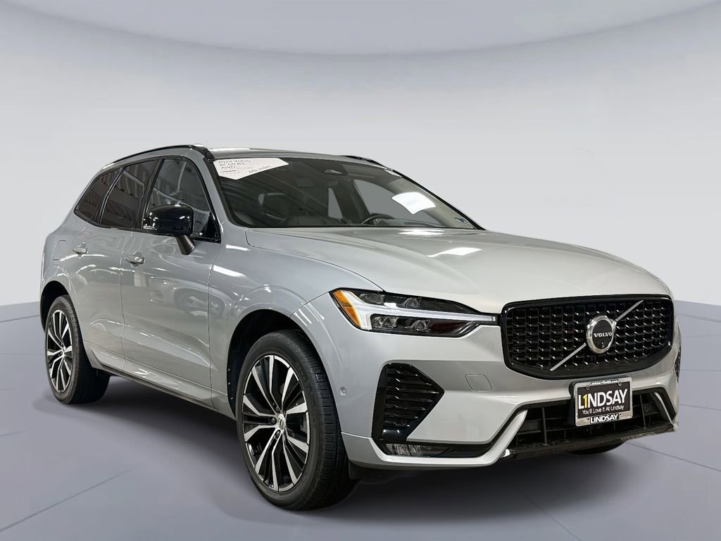 Used 2024 Volvo XC60 B5 Plus image 9