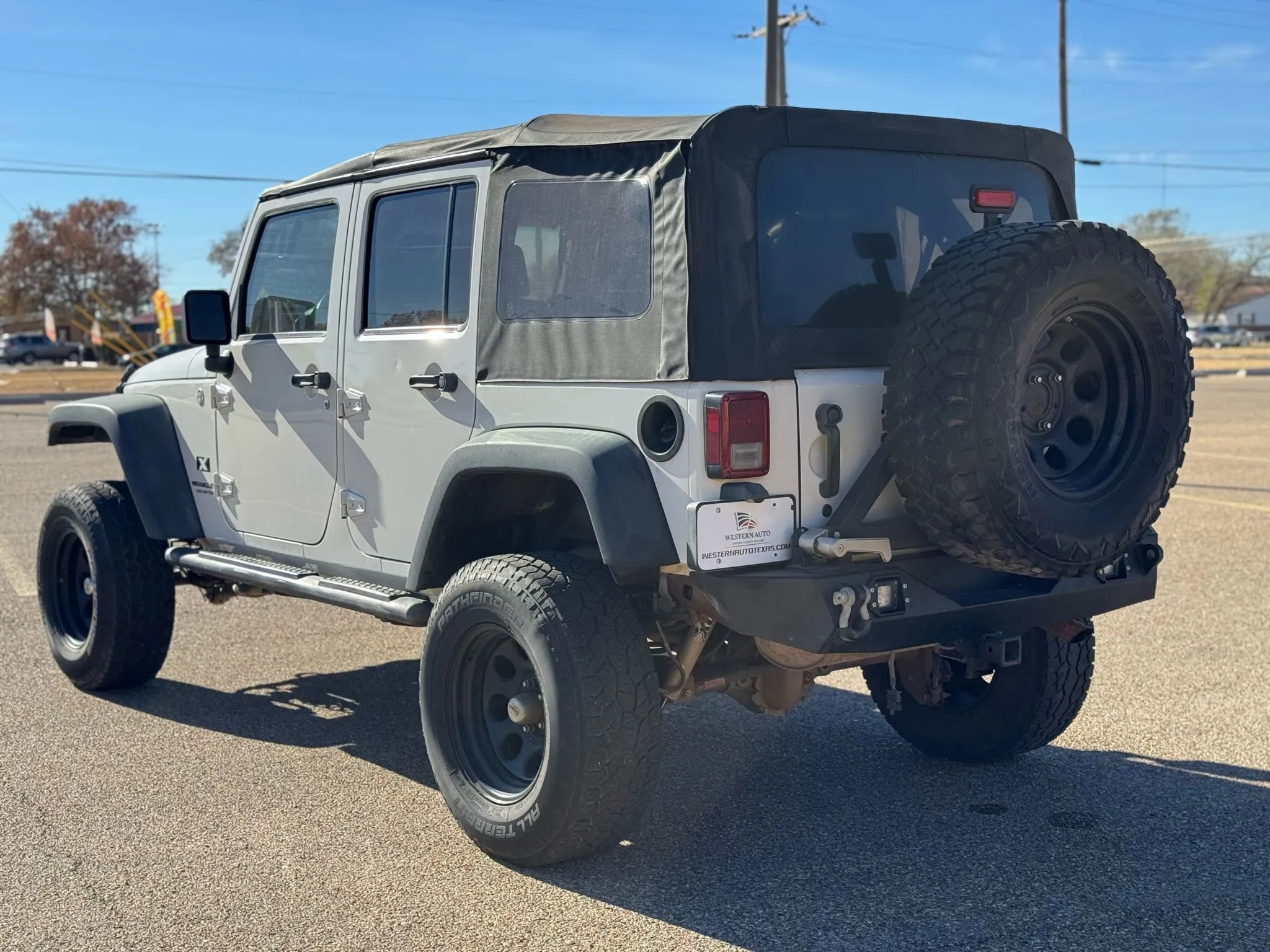 Used 2008 Jeep Wrangler Unlimited X image 12