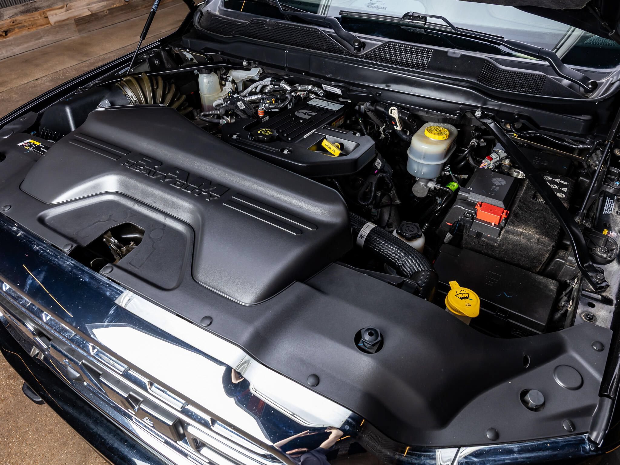 Used 2025 RAM 3500 Longhorn AWD/4WD image 39